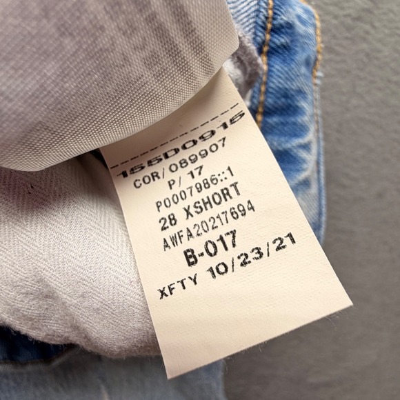 Abercrombie & Fitch 90s Straight Ultra High Rise Distressed Jeans Light Wash 28 - Picture 6 of 8